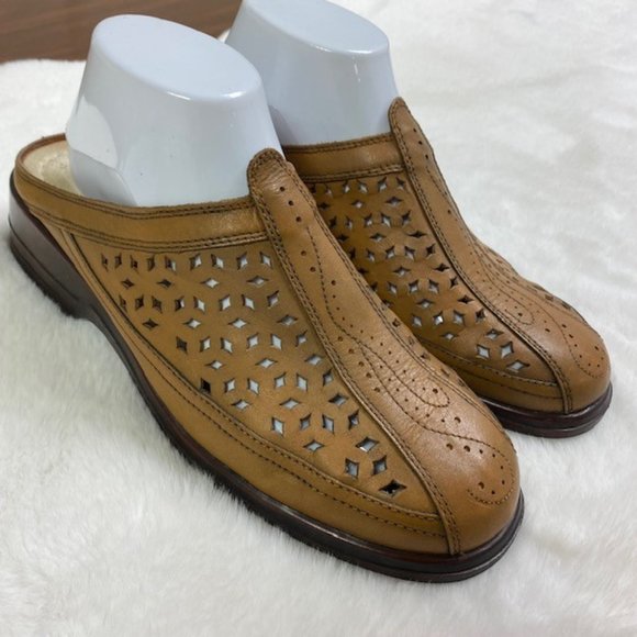 Laura Scott Leather Sugar Mules Laser Cut, size 10 - Picture 1 of 13